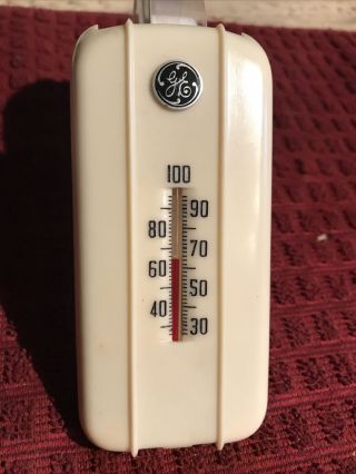 Vintage 1960’s General Electric Ge Wall Thermostat /thermometer Montgomery Ward