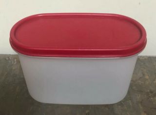 Tupperware 1612 Oval Modular Mate With Red Lid 4 ¾ Cups Or 1.  1 Liter