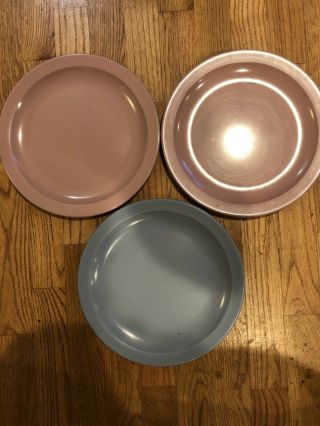 3 Vintage Texas Ware Dinner Plates 139 Melamine/melmac 2 Pink,  1 Blue 10 " Inch