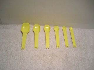 Vintage Yellow Tupperware Measuring Spoons 6 Piece