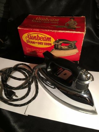 Vintage Mid - Century Sunbeam Steam & Dry Iron - Ironmaster -