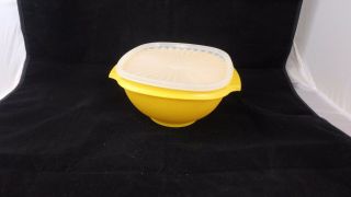 Vintage Tupperware Yellow Servalier Bowl 636 - 1 With Clear Lid 637 - 4