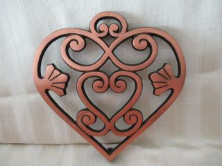 Pampered Chef 2010 Heart Shape Round Up From The Heart Cast Metal Trivet