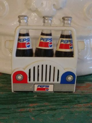 4 Piece Vintage Pepsi - Cola Truck Magnet W 3 Removable Individual Bottle Magnets