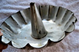 Gray Graniteware 8 Inch Diameter Ruffled Edge Tube Cake Pan Circa 1910 