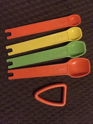 Vintage Tupperware Multi - Color Measuring Spoons 4 Piece Set 3