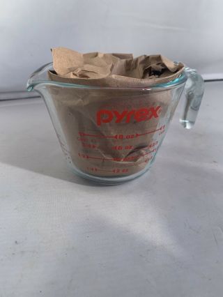 Pyrex 8 Oz Glass Measuring Cup - 1 Cup Size 250ml