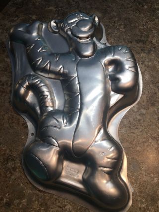 Wilton Disney Tigger Cake Pan Mold 2105 - 3001 Winnie The Pooh Character