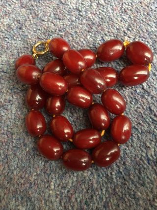 Art Deco Marbled Cherry Amber Bakelite Beads Necklace With Gold Clasp Over 60g