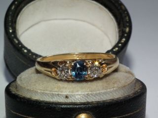 C1900 Antique Solid 18ct Gold Natural Diamond & Ceylon Sapphire Ring
