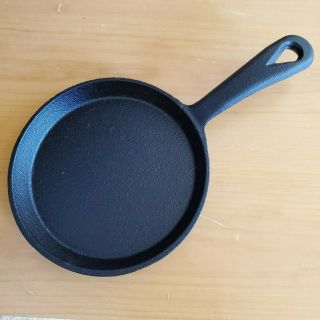 5 Inch Cast Iron Skillet Mini Small 1 Egg Griddle Pancake Frying Pan