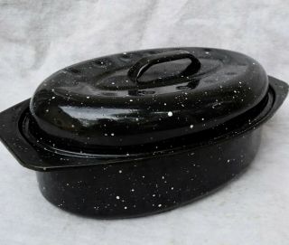 Vintage Smaller Black Graniteware Roasting Pan With Lid