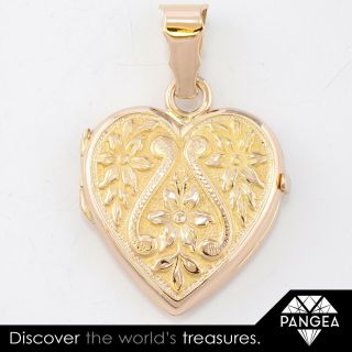 Vintage Estate Solid 18k Yellow Gold Engraved Floral Relief Locket Pendant Italy