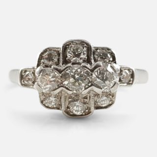Vintage Art Deco Platinum 0.  75cts Diamond Cluster Ring