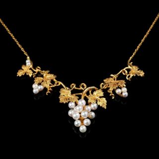 A Gorgeous Victorian 9k Gold Vine Leaf Necklace With Pearls - C.  1900