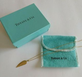 Tiffany & Co Angela Cummings 18k Bird Feather Pendant & 22 " Chain Yellow Gold