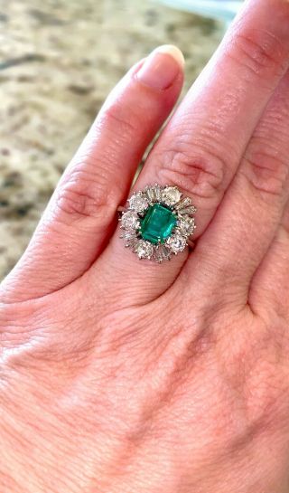 Vintage Estate Diamond And Emerald Ring 18k White Gold