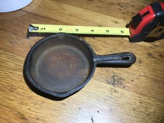 Vintage Small Frying Pan Antique Cast Iron Miniature Skillet Ashtray 6 "