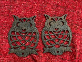 Vintage Cast Iron Footed Owl Trivets,  Set Of 2