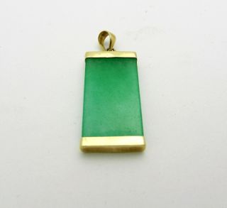 Vintage 14k Yellow Gold Asian Rectangle Green Jade Pendant Charm