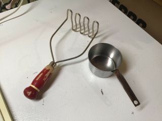 Vintage Metal Potato Masher W/red Wooden Handle,  Metal 1 Cup Measuring Cup