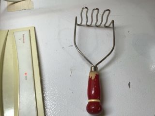 Vintage Metal Potato Masher w/Red Wooden Handle,  Metal 1 cup Measuring Cup 3