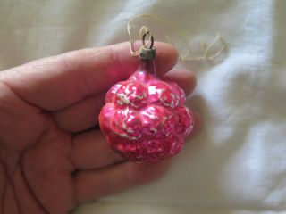 Glass Christmas Tree Decoration Pink Bauble C1950s Approx 5 Cms Tall