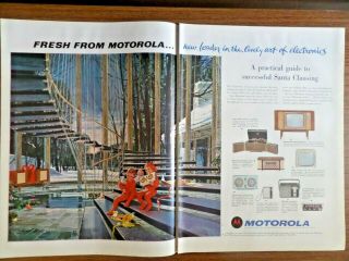 1962 Motorola Stereo Hi - Fi Phonograph Tv Ad Futuristic Spiral Staircase Floats