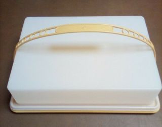 Vintage Tupperware Vintage Square Cake Carrier With Handle - Barely