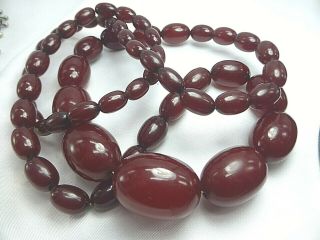 Vintage Dark Cherry Amber Bakelite Beads Necklace 77.  21g