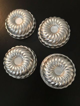 Set Of 4 Vintage Swirl Mini Baking Aluminum Molds Pans Desert Jell - O Cakes