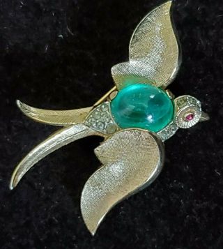Vintage Crown Trifari Phillipe Jelly Belly Gold Tone Swallow Bird Pin Brooch