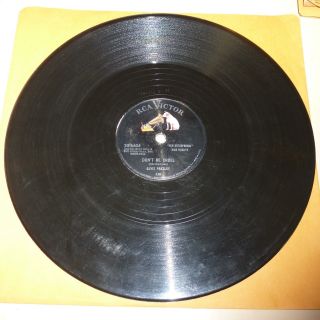 ROCK AND ROLL 78 RPM RECORD - ELVIS PRESLEY - RCA VICTOR 20 - 6604 2