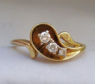 Vintage Designer Signed Solid 14k Yellow Gold 0.  12ct Diamond Cluster Ring 14kt