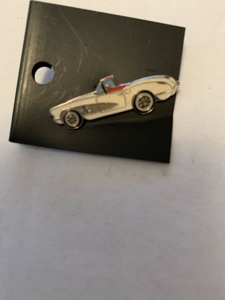 Corvette (chevrolet) White Hat/lapel Pin,  Old Stock 1.  75 " X 1/2 "