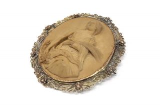 A Fine Huge Antique Victorian 15ct 625 Yellow Gold Lava Cameo Brooch 23825