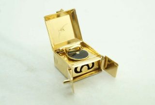 14k Vintage Yellow Gold Movable Record Player Charm Pendant 22863