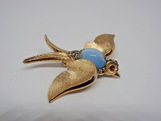 Crown Trifari Pin Brooch Blue Jelly Belly Bird Alfred Philippe Book Piece Chip