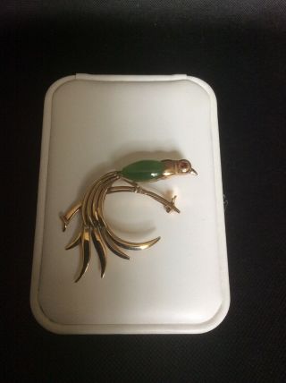 Vintage 14k Gold And Jade Bird Pin/brooch Fantastic