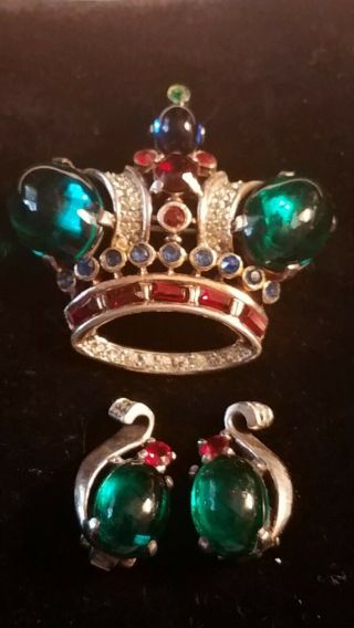 Vintage Ca.  1940s.  Sterling Crown Trifari Green Jelly Belly Brooch.  Matching Ear