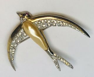Rare 1940’s Alfred Philippe Signed Trifari Pearl Belly Soaring Sparrow Pin