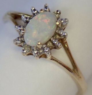 Vintage Estate 14k Gold Opal Ring