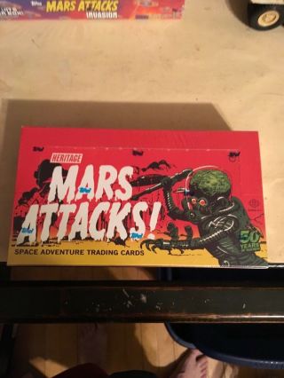 Mars Attacks Hobby Box 2012