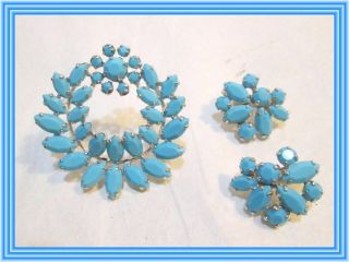 Sherman Opaque Turquoise - Tiered Flower & Double Garland Motif Brooch Set Nr