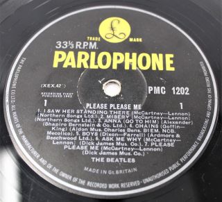 THE BEATLES ' Please Please Me ' 1963 Vinyl LP Black & Yellow Lbls Flipback - B13 2