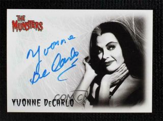 2005 The Munsters: Complete Series Yvonne De Carlo As Lily Munster Auto