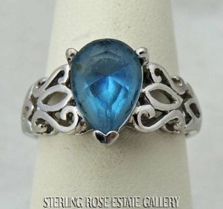 0.  925 Sterling Silver Estate BLUE STONE COCKTAIL RING size 7 2