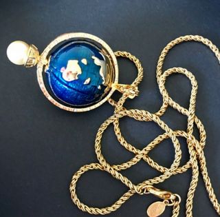 Vintage Kenneth Jay Lane Kjl “world Peace” Globe Necklace