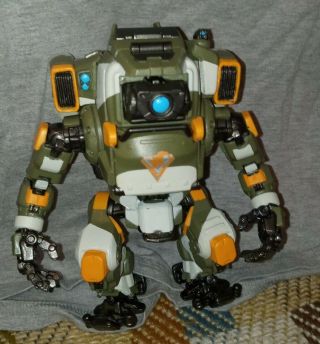 Funko Pop Titanfall 2 Bt - 7274 Bt 132 Robot Mech Rare Vaulted Htf Figure