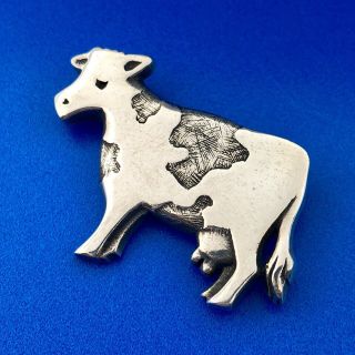 James Avery Retired 925 Sterling Silver Spotted Milk Cow Farm Animal Pin Brooch